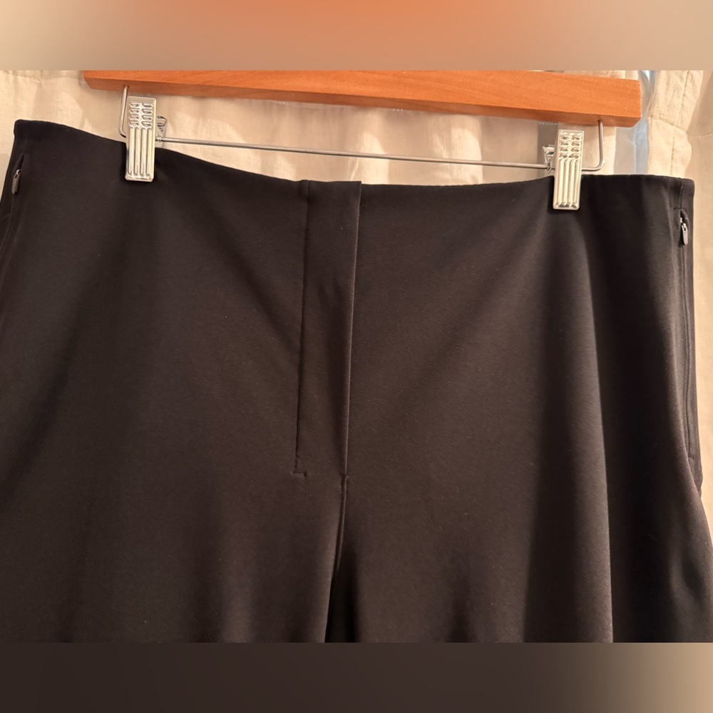 Lululemon Athletica Smooth Fit Pull-On High-Rise Pant Black. Used.